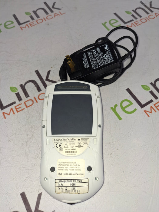 Roche CoaguChek XS Plus 8 Coagulation Meter