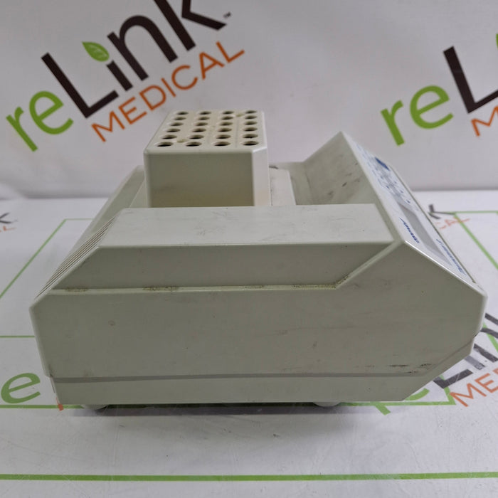 Eppendorf 5355 Thermomixer R Incubator Shaker
