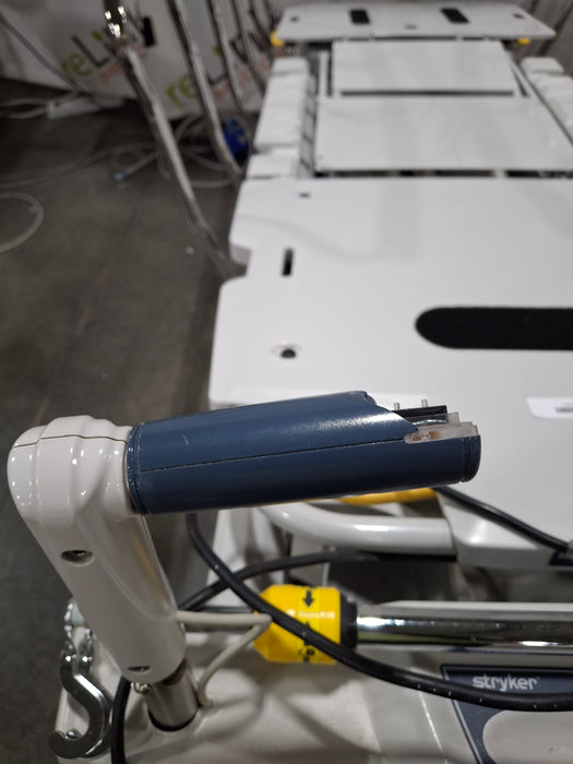 Stryker 1025 Zoom Stretcher