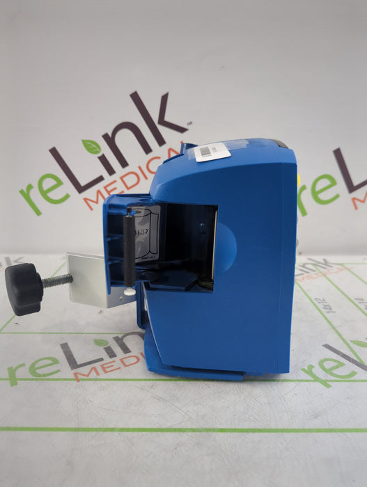 GE Healthcare Dinamap V100 - NIBP, SpO2, Temp Vital Signs Monitor