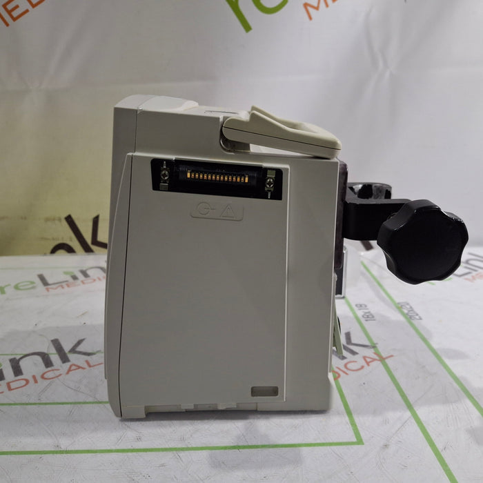 CareFusion Alaris 8015 Small Screen POC Infusion Pump