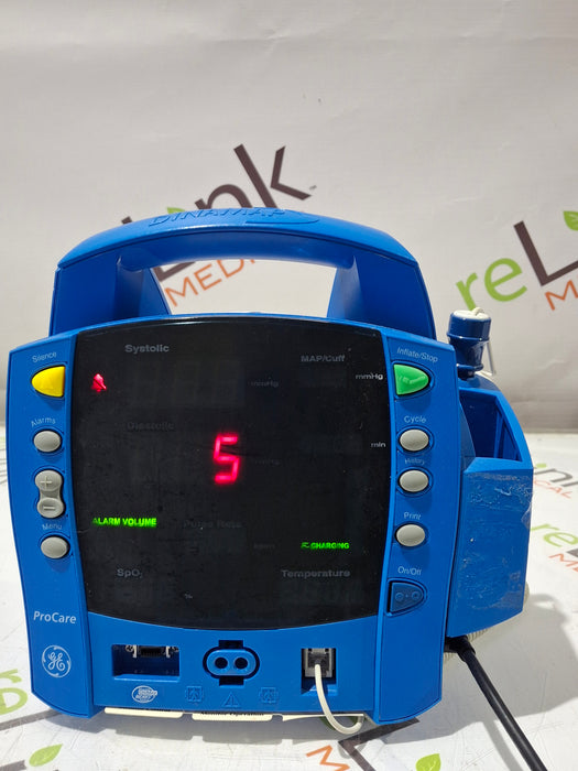 GE Healthcare Dinamap V100 - NIBP, SpO2, Temp Vital Signs Monitor