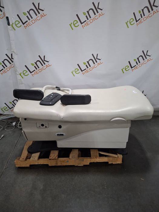 Midmark 625 Barrier-Free Power Exam Table