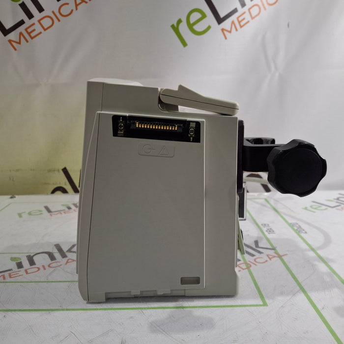 CareFusion Alaris 8015 Small Screen POC Infusion Pump