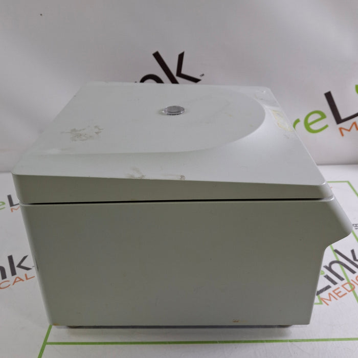 Eppendorf 5417C Centrifuge