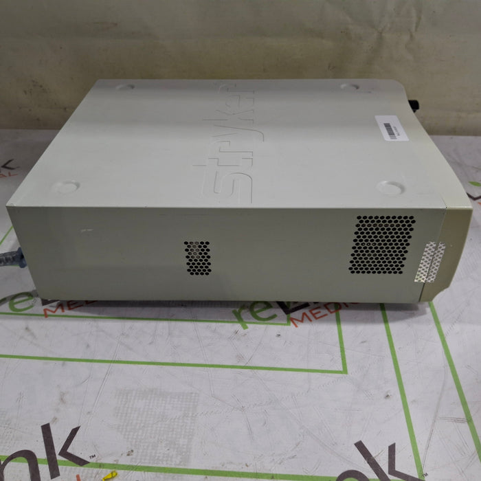 Stryker L10 LED Light Source