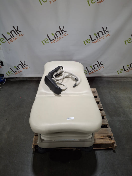 Midmark 625 Barrier-Free Power Exam Table