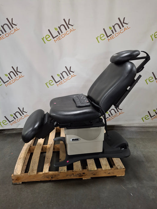 Midmark 630 Procedure Chair