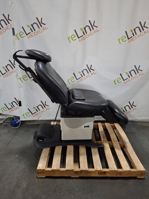 Midmark 630 Procedure Chair