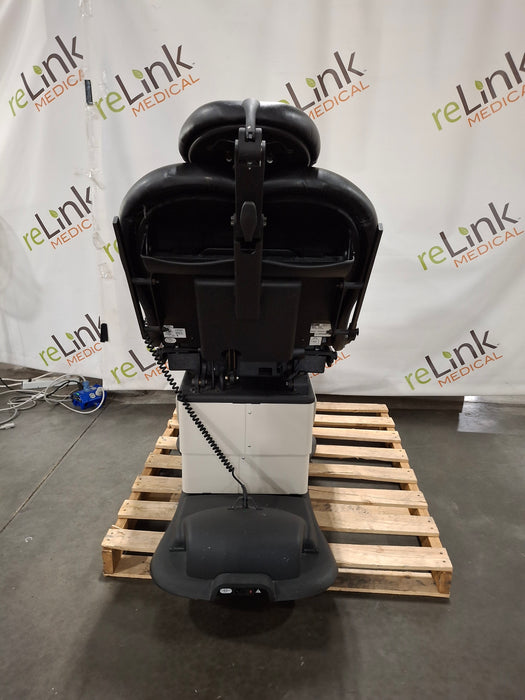 Midmark 630 Procedure Chair