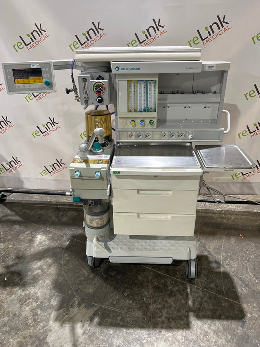 Datex-Ohmeda Aestiva 5 w/7900 Anesthesia Machine