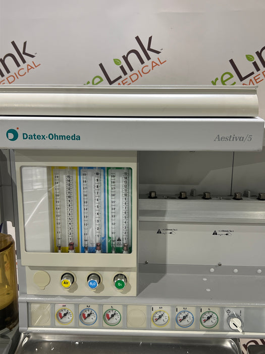 Datex-Ohmeda Aestiva 5 w/7900 Anesthesia Machine