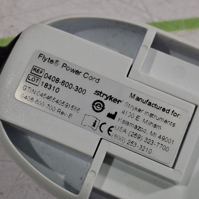 Stryker 0408-600 Flyte Helmet 0.47Kg & 0408-800-300 Power Cord