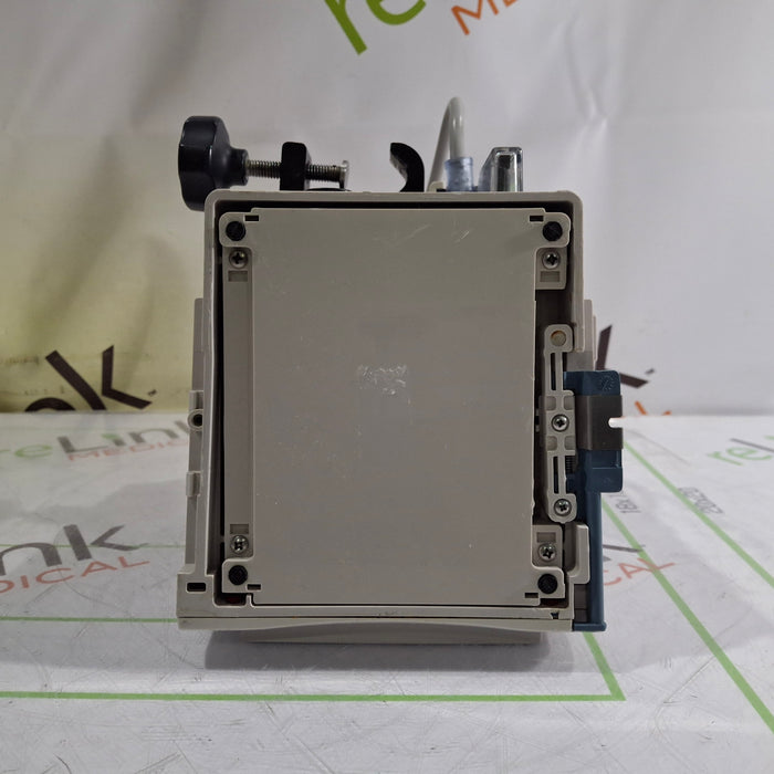 CareFusion Alaris 8015 Small Screen POC Infusion Pump
