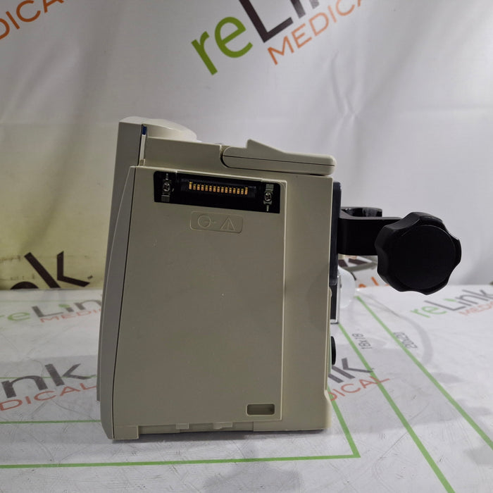 CareFusion Alaris 8015 Small Screen POC Infusion Pump