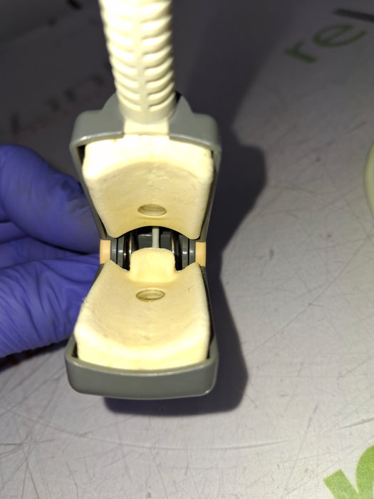 Philips M1196A Reusable Adult SpO2 Clip Sensor