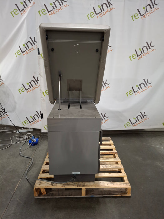 Midmark Ritter 100 Exam Table