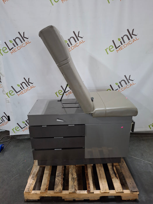 Midmark Ritter 100 Exam Table
