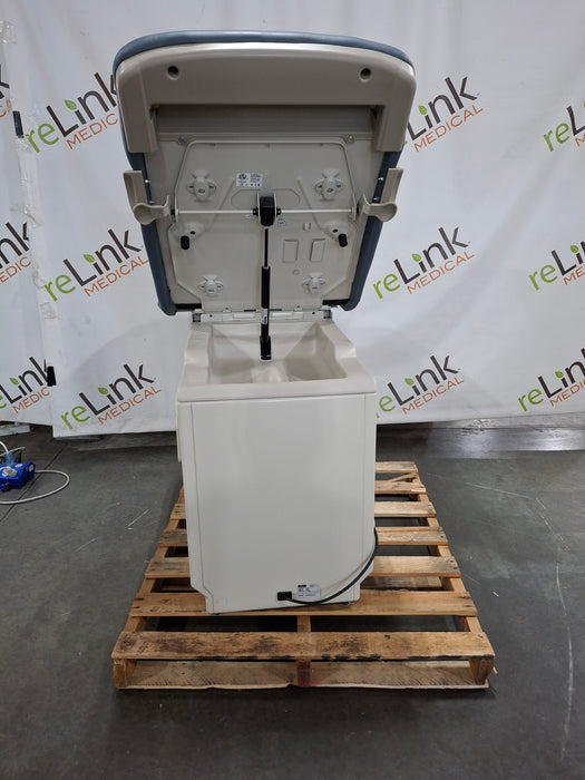 Midmark Ritter 204 Exam Table