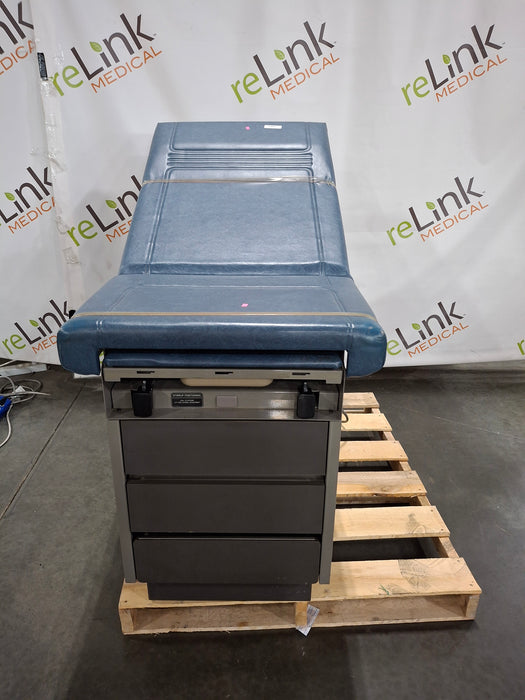 Midmark Ritter 100 Exam Table