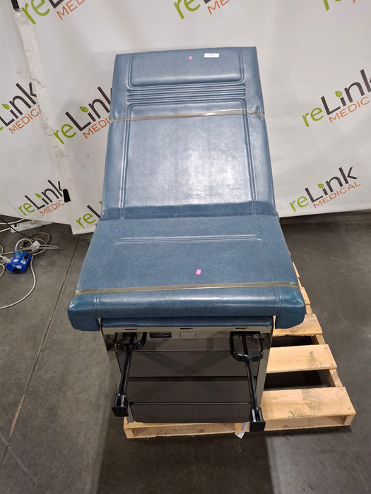 Midmark Ritter 100 Exam Table