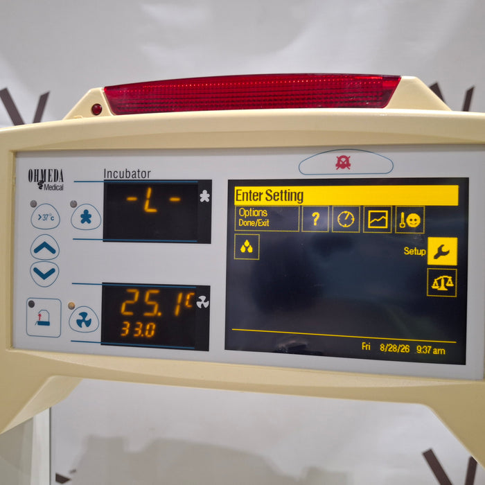 Datex-Ohmeda Giraffe Infant Incubator