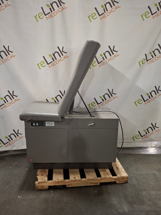 Midmark Ritter 100 Exam Table