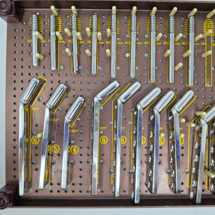 Synthes, Inc. DHS Implants Set