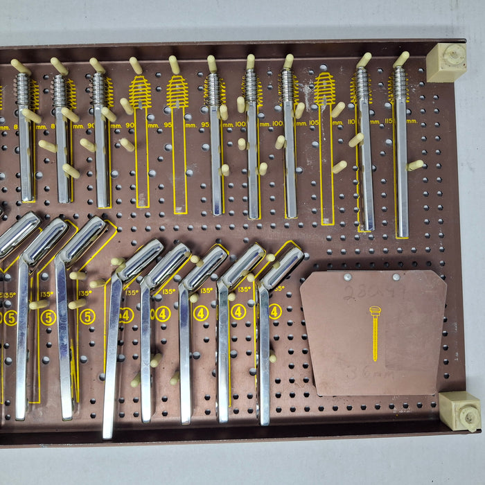 Synthes, Inc. DHS Implants Set