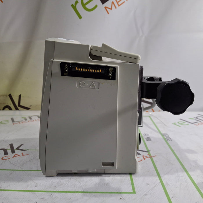 CareFusion Alaris 8015 Small Screen POC Infusion Pump
