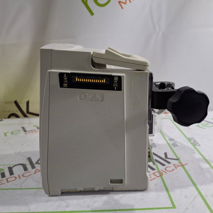 CareFusion Alaris 8015 Small Screen POC Infusion Pump
