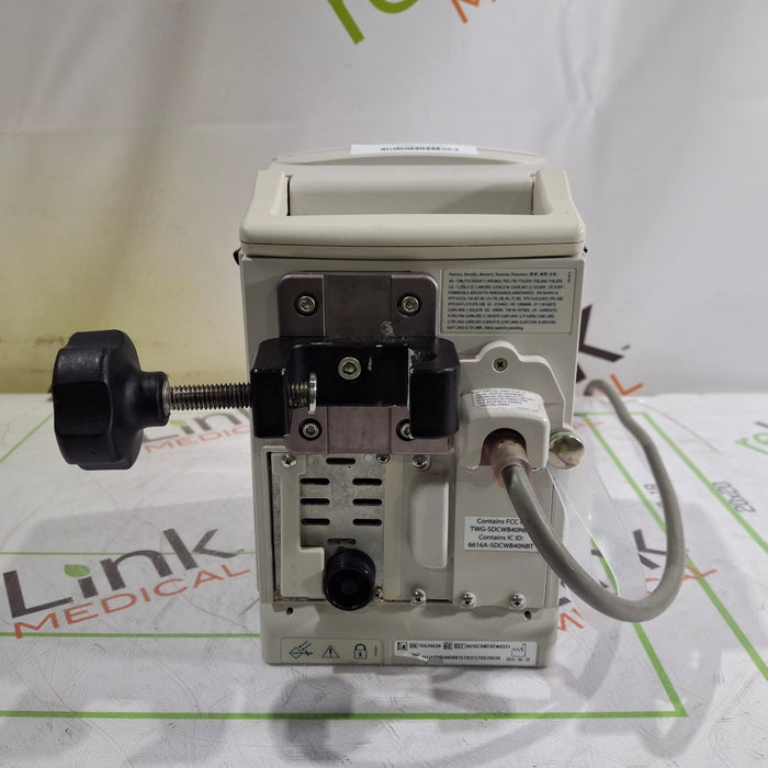 CareFusion Alaris 8015 Large Screen POC Infusion Pump