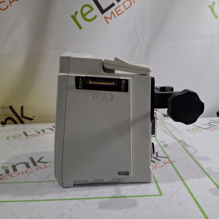 CareFusion Alaris 8015 Large Screen POC Infusion Pump