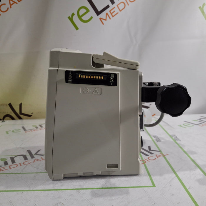 CareFusion Alaris 8015 Large Screen POC Infusion Pump