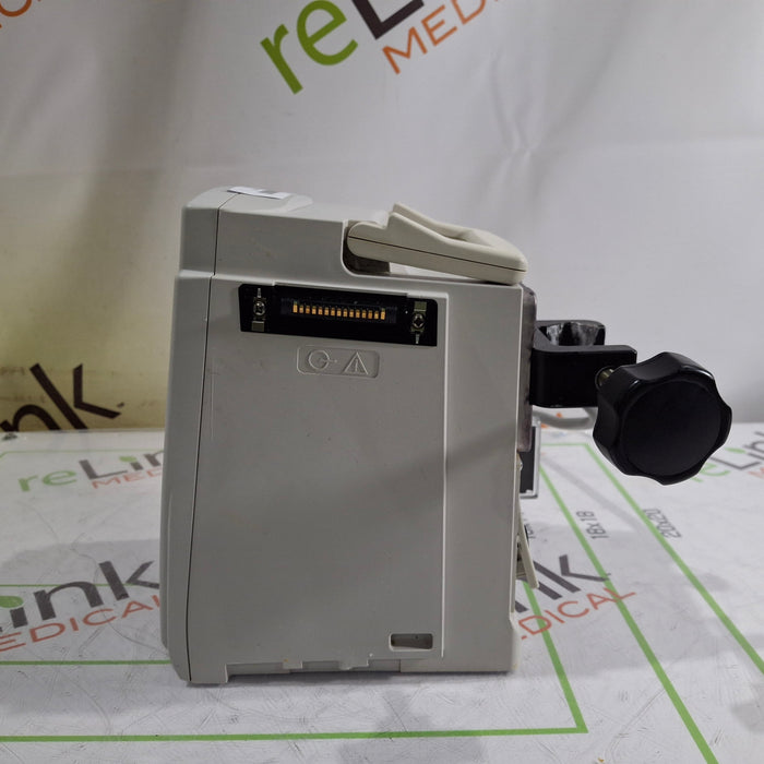 CareFusion Alaris 8015 Large Screen POC Infusion Pump