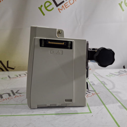 CareFusion CareFusion Alaris 8015 Small Screen POC Infusion Pump Infusion Pump reLink Online