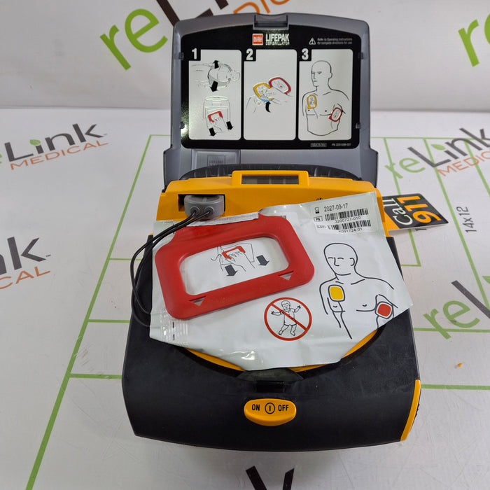 Medtronic LifePak CR Plus Defibrillator
