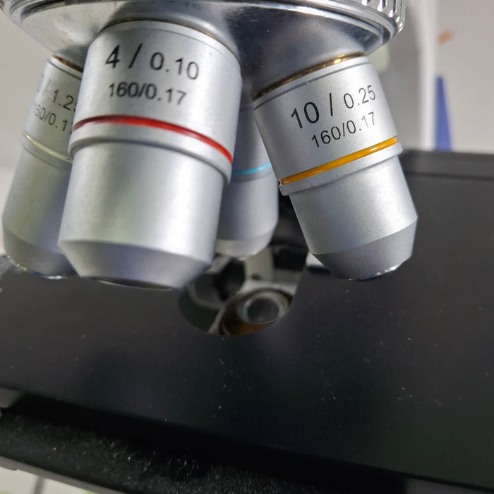 Unico G380 Binocular Microscope