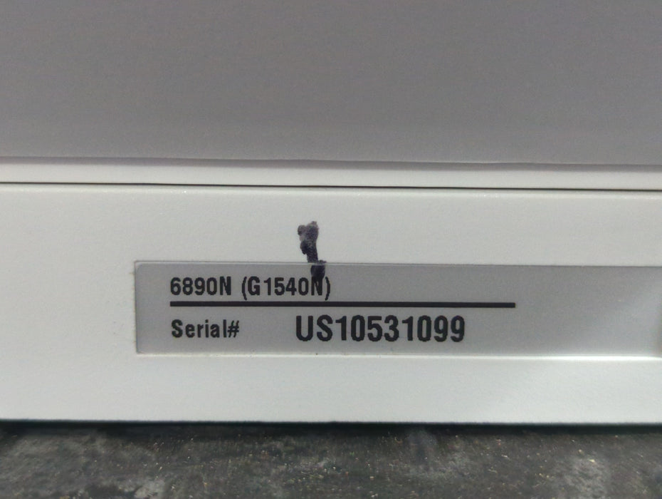 Agilent 6890N Gas Chromatograph
