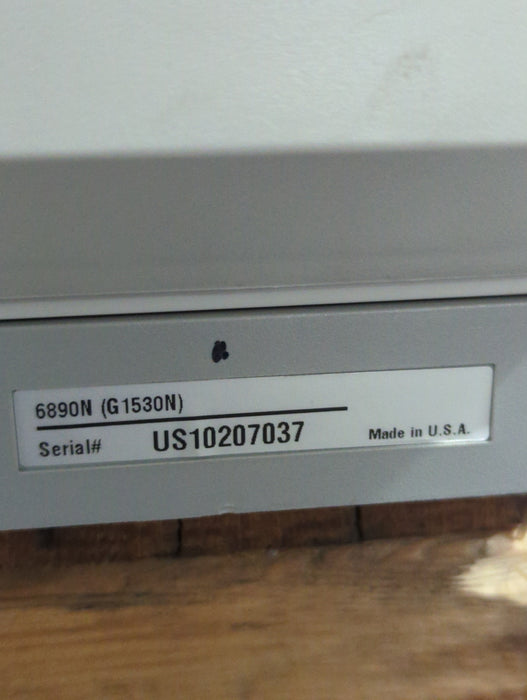 Agilent 6890N Gas Chromatograph