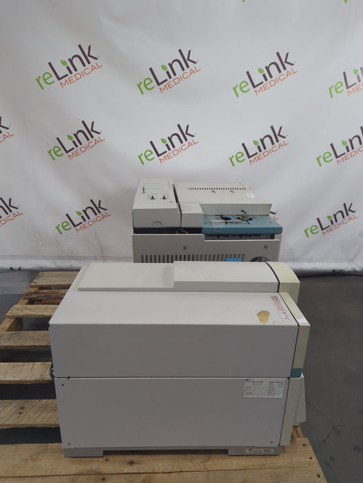 Agilent 6890N Gas Chromatograph