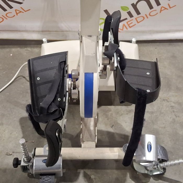 Restorative Therapies, Inc. RT300 Ergometer