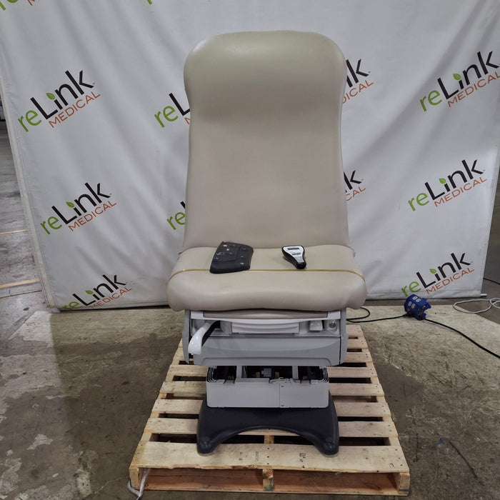 Midmark 626 Barrier-Free Power Exam Table