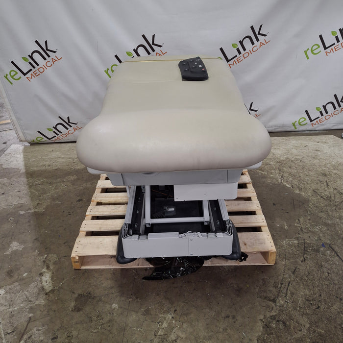 Midmark 626 Barrier-Free Power Exam Table