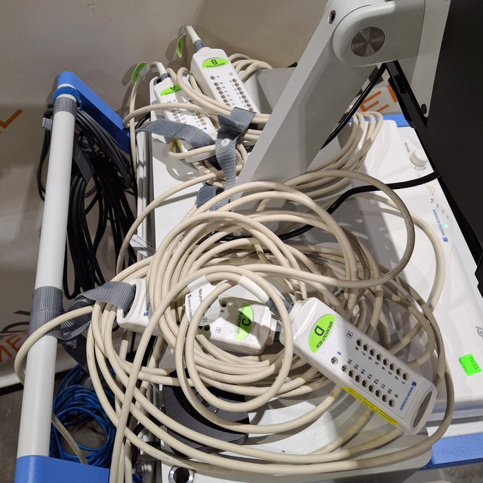 Nihon Kohden MEE-2000 Neuromaster IOM system