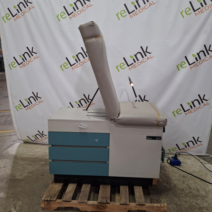 Midmark Ritter Model 104 Exam Table