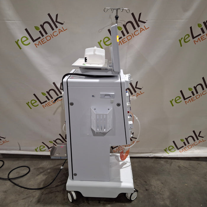 B. Braun Dialog Plus Hemodialysis Machine