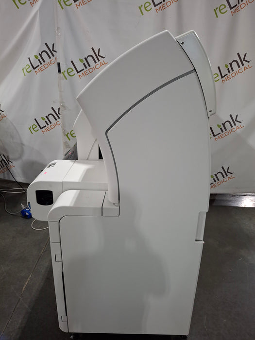 Beckman Coulter UniCel DxI 600 Access Immunoassay System
