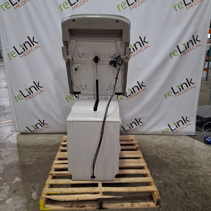 Midmark Ritter 204 Exam Table