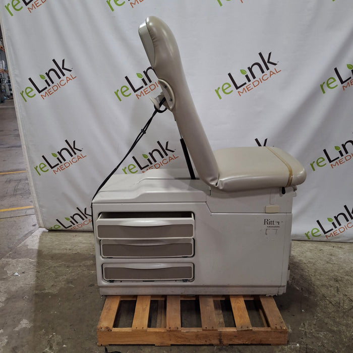 Midmark Ritter 204 Exam Table